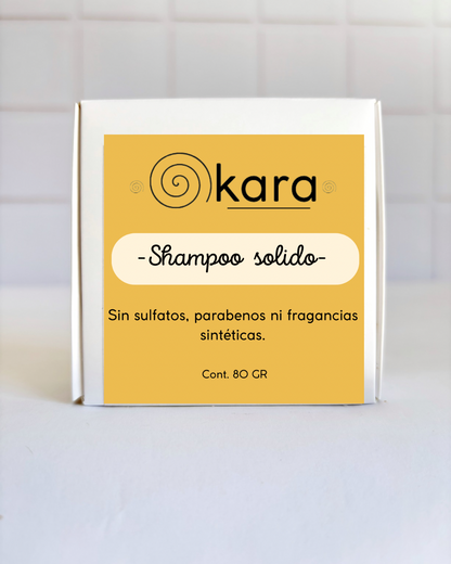 Shampoo de flores blancas y cúrcuma